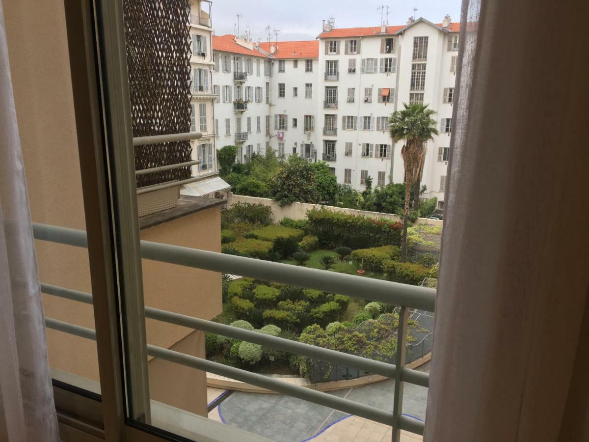 Quiet Flat Next To The Beach ニース エクステリア 写真